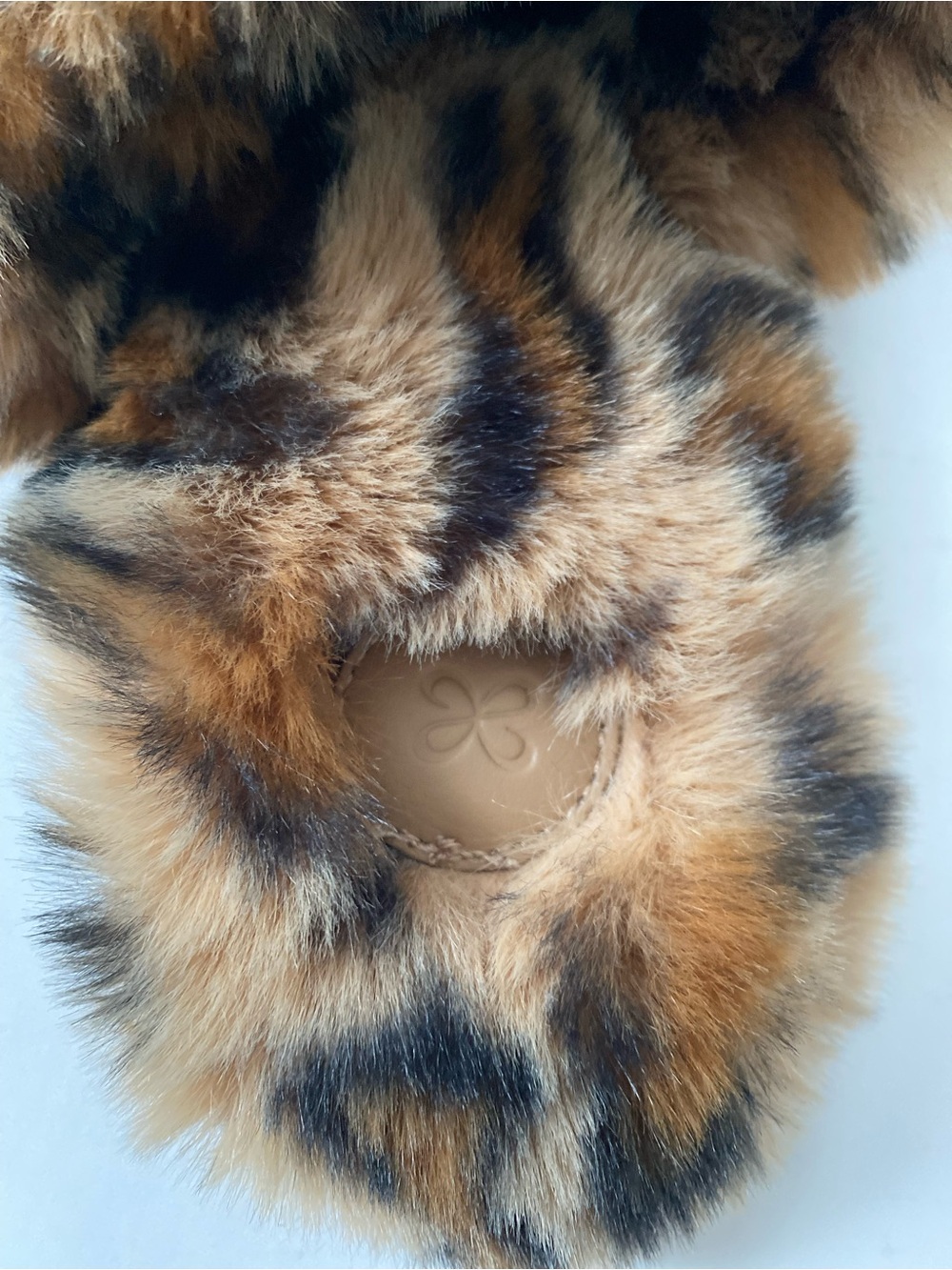 Anthropologie Leopard Print Faux Fur Bow Slippers in Brown and Black - Picture 5 of 6